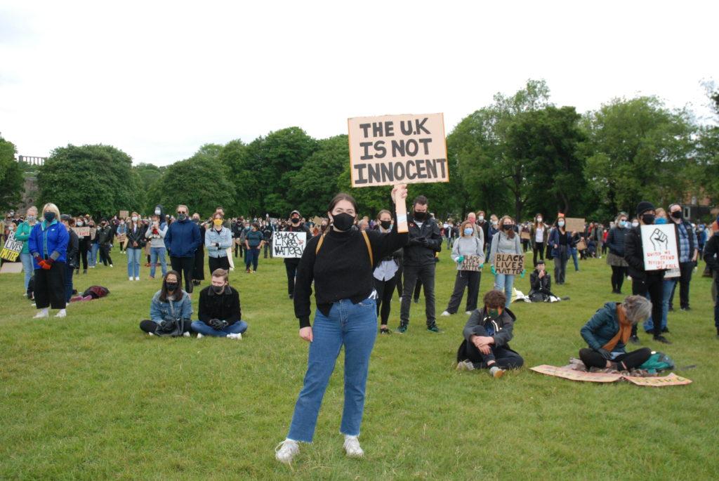 "Le Royaume-Uni n'est pas innocent". Crédit : Lou-Eve Popper